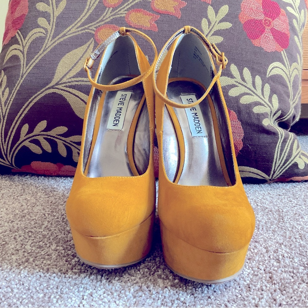 Steve Madden wedge heels